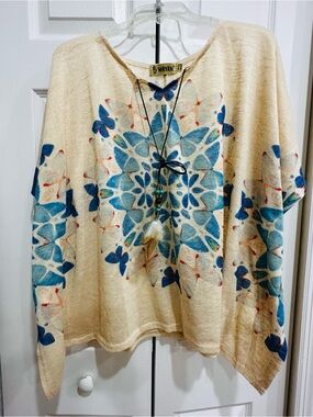 Wayan Cream Boho Floral Medallion Top with Blue Accents